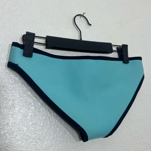 Triangl Chloe Bikini Set Top and Bottom Neoprene Aqua and Black Size S - Picture 6 of 14